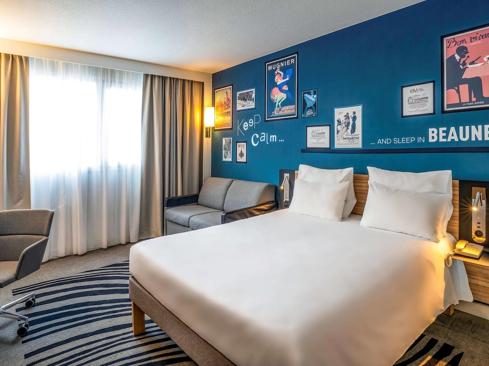 NOVOTEL BEAUNE 16/73