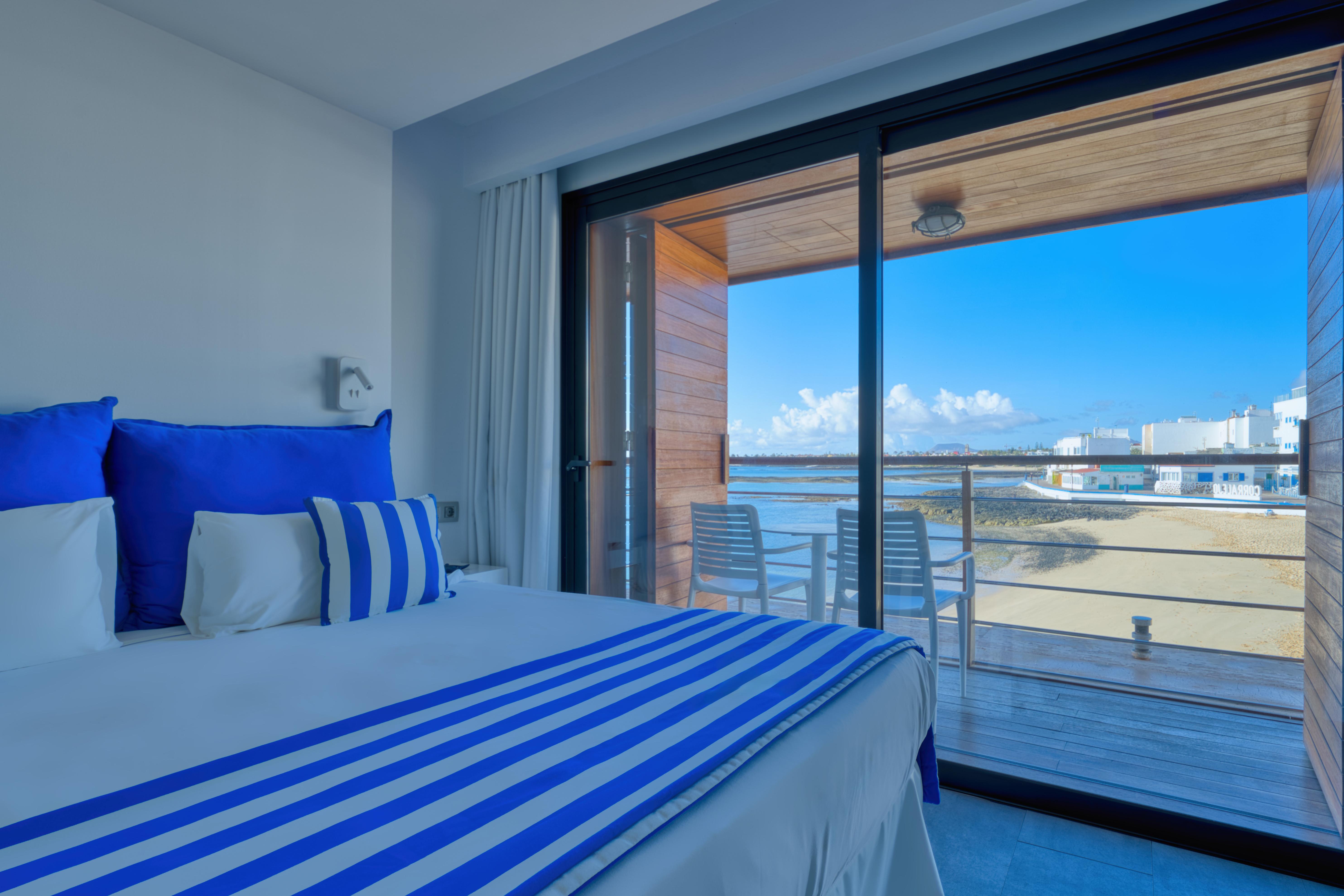 Deluxe, Double Bed, Sea View, Balcony or Terrace