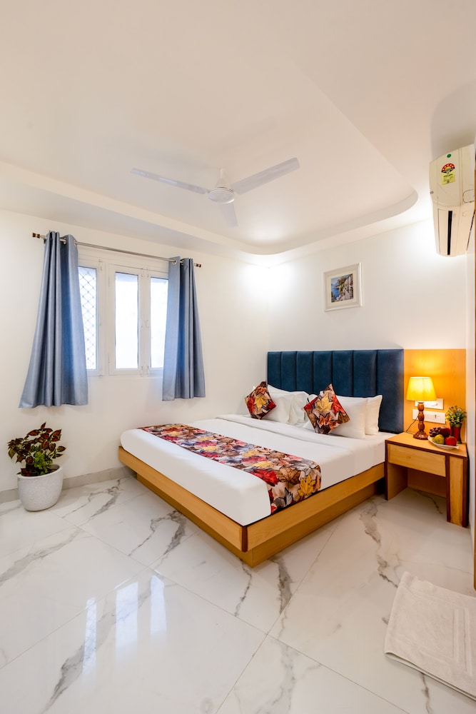 1 BEDROOM, DELUXE, DOUBLE BED