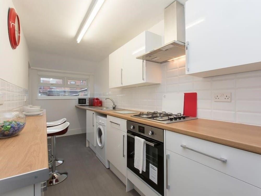 Townhouse @166 Ruskin Rd 30/32