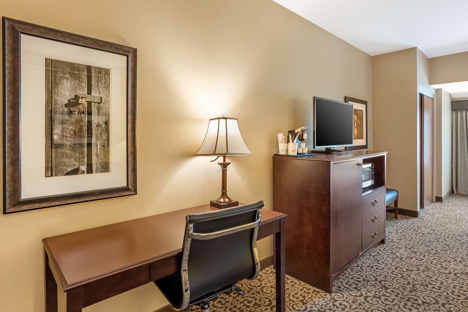 Best Western Plus Intercourse Village Inn & Suites 19/46