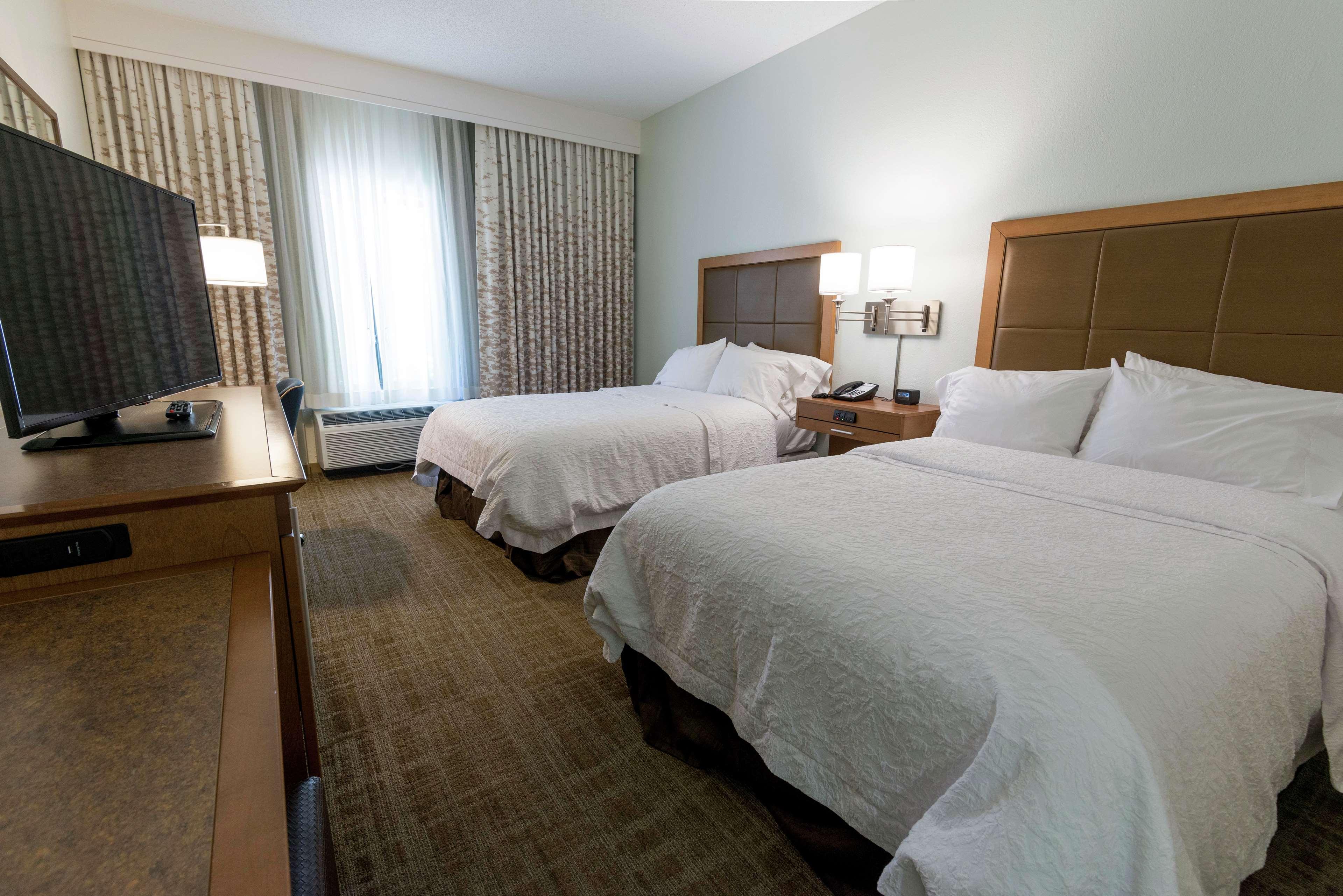 غرفة بسريرين مزدوجين، Hampton Inn Boca Raton 3/5