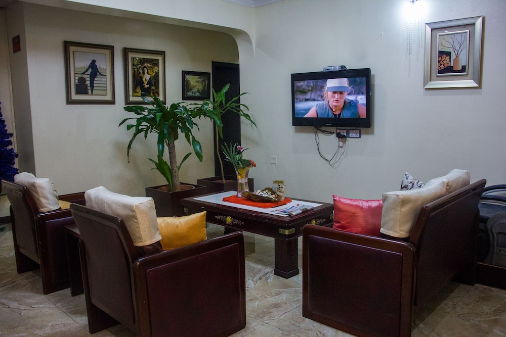 Deen Apartment Services 20/35