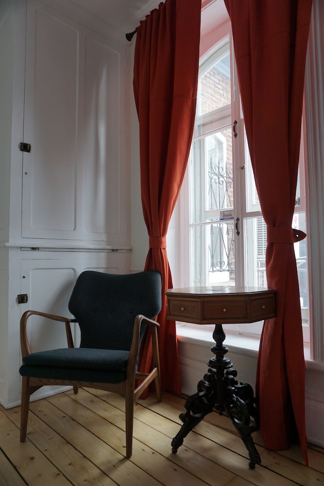 Hotel Marie-Rollet 39/50
