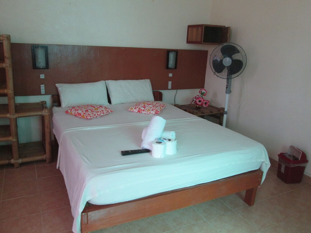 Sulu Plaza Beach Hotel 7/29