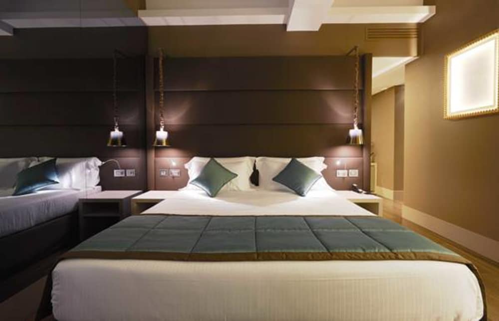 Suite, Jetted Tub