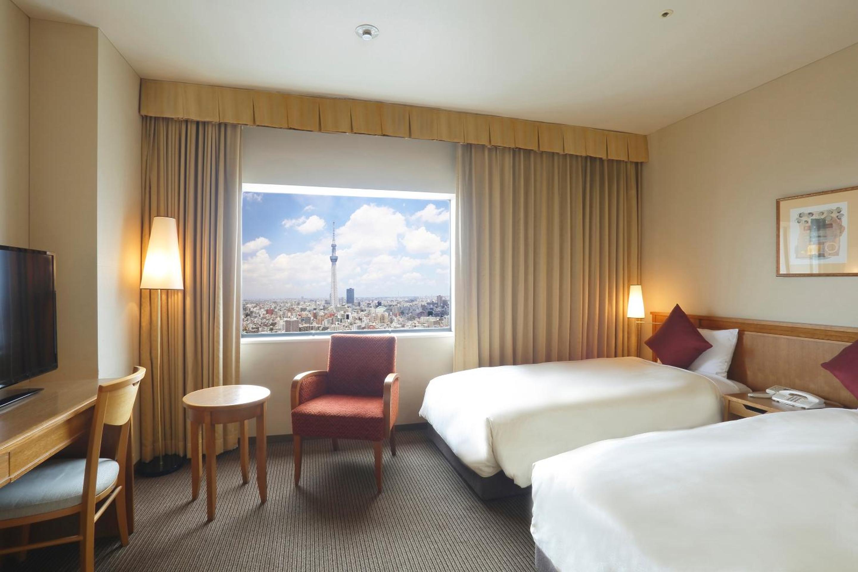Moderate, Twin Beds, Tokyo Sky Tree View, Smoking