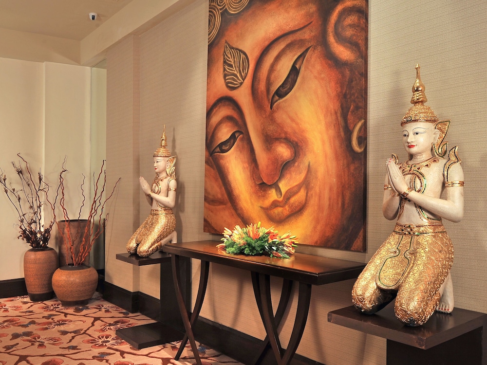 Radisson Hyderabad Hitec City 35/66