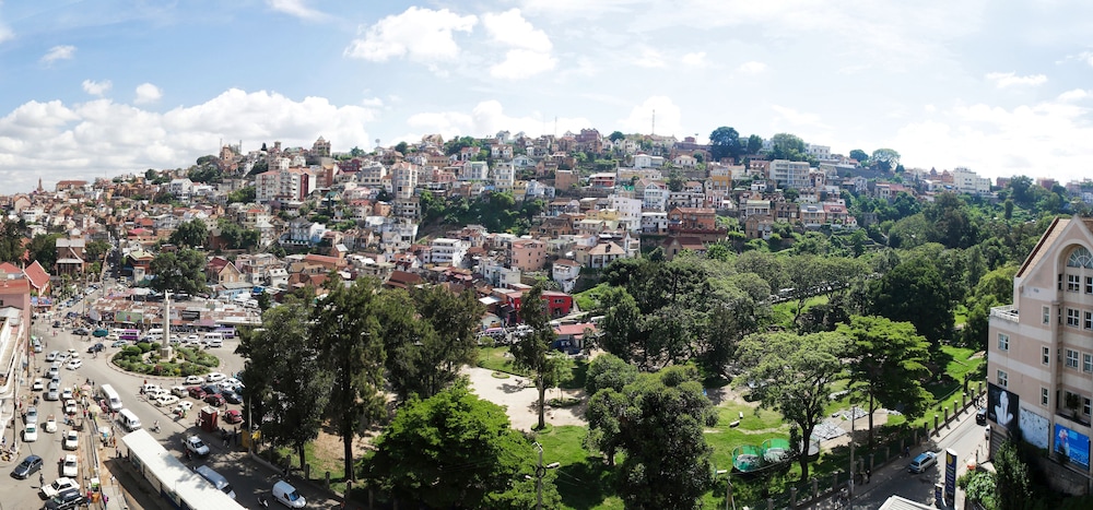 Radisson Serviced Apartments Antananarivo City Centre 70/75