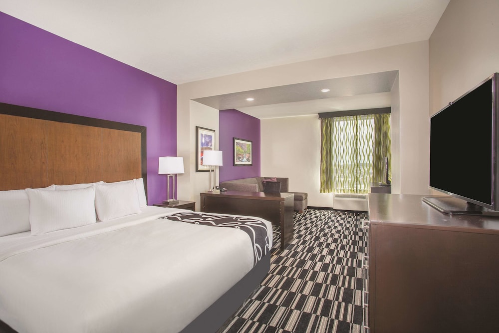 Room at La Quinta Inn & Suites By Wyndham Cedar City, CEDAR CITY - UT