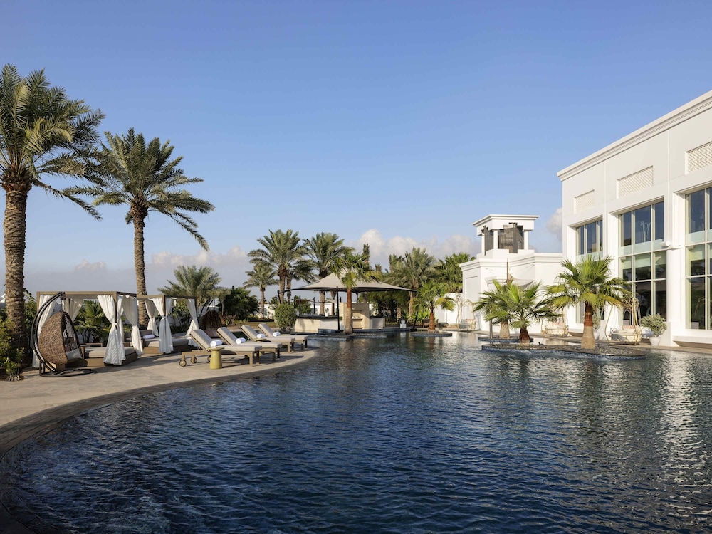 Raffles Al Areen Palace Bahrain 66/69