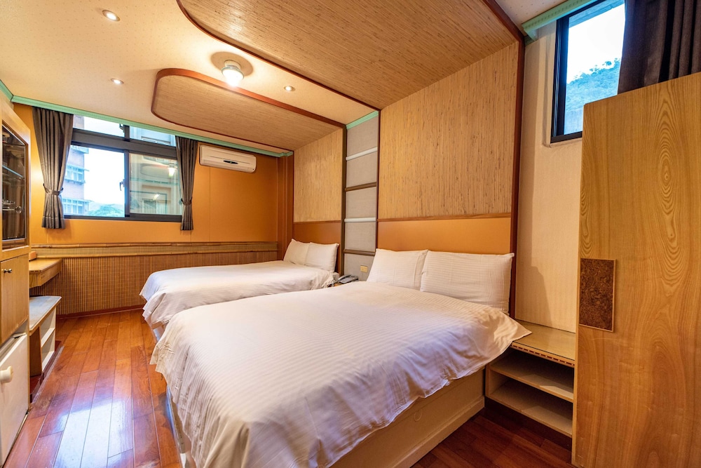 ShanKou Hotspring Hotel 16/53
