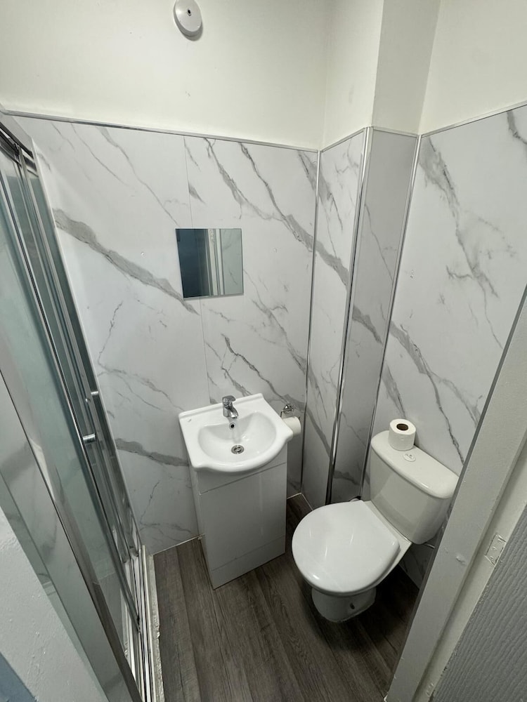OYO Weaste Hotel 49/50