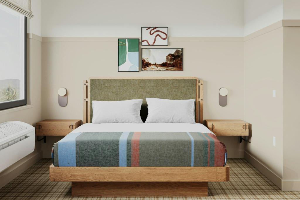 Lodge, King Bed, Accessible