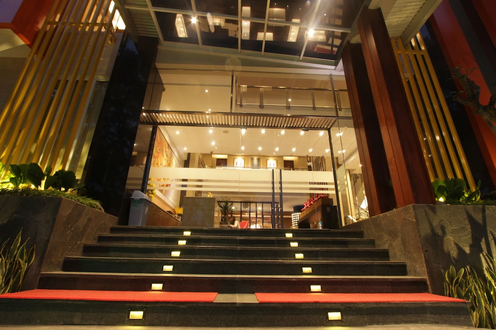 Ardan Hotel 2/30