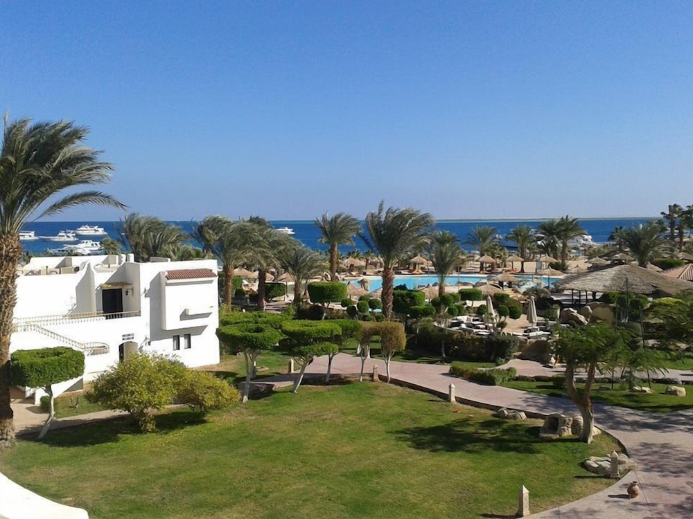 Lotus Bay Resort 33/43