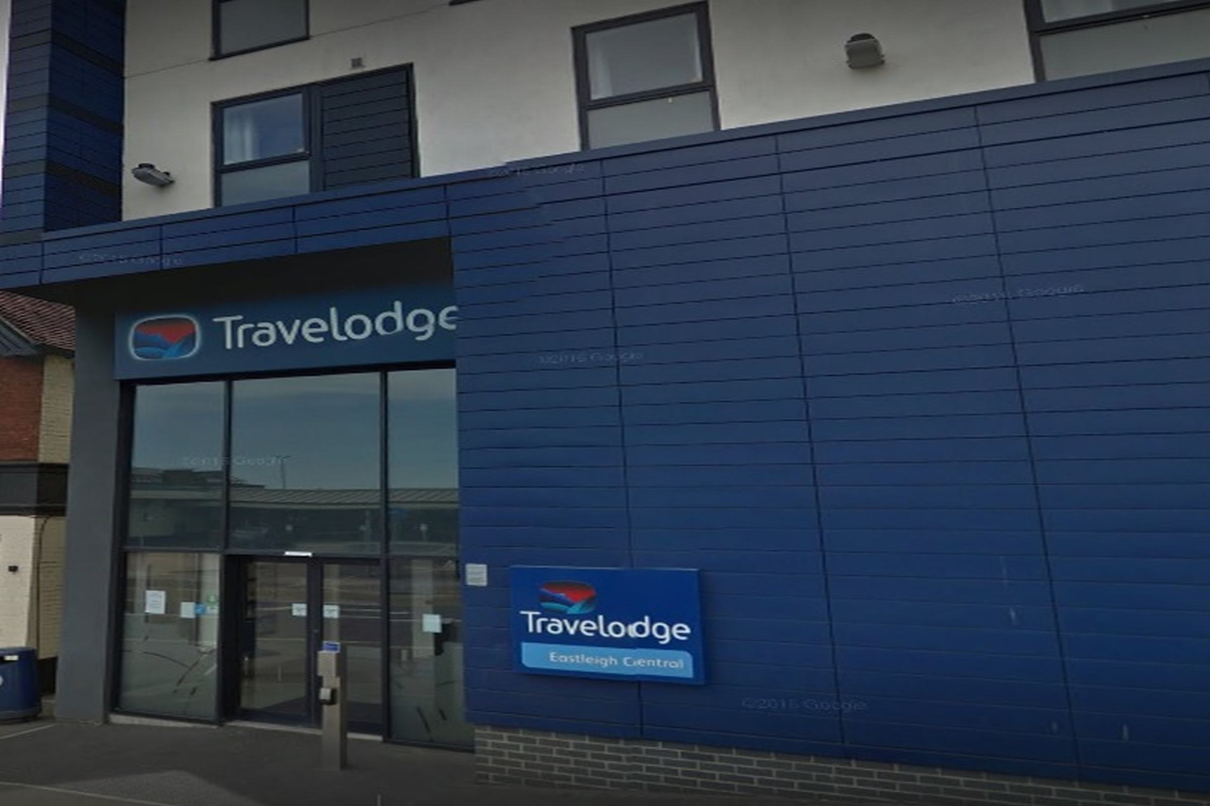 Travelodge Eastleigh Central 1/31