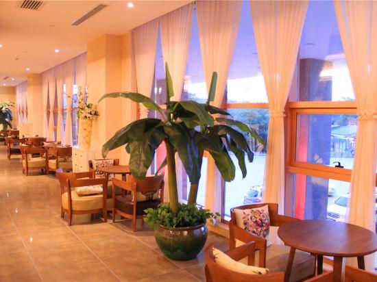 Longju Hotel 13/25