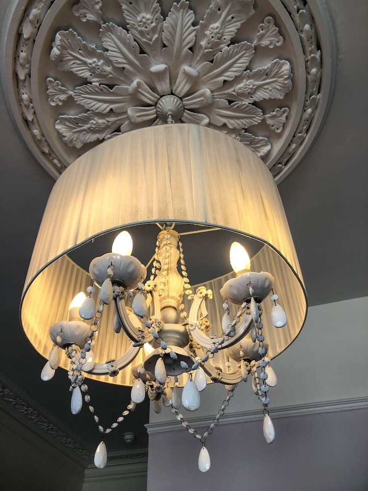 Royal Esplanade Hotel 24/50
