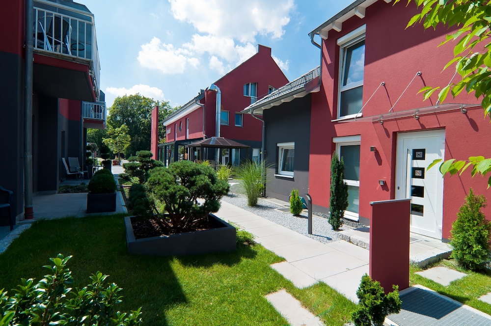 Amalienburg Boutique & Boarding Hotel 31/35