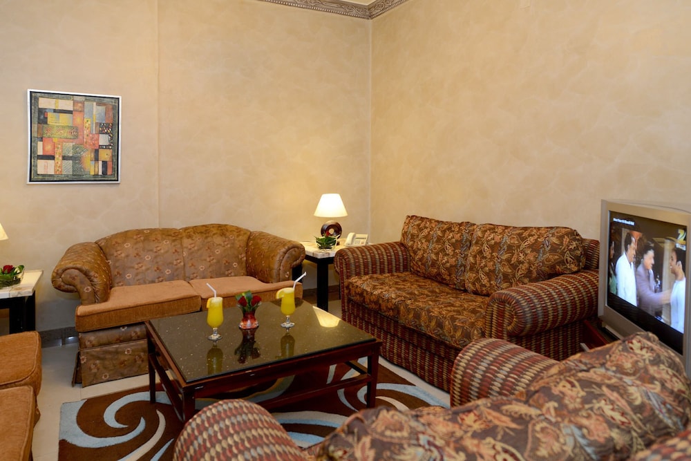 Boudl Al Olaya 39/49