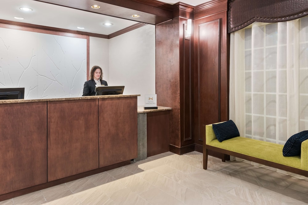 Homewood Suites by Hilton Holyoke-Springfield/North, MA 8/77