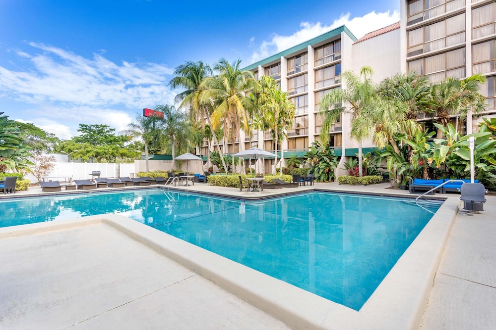 88 Palms Hotel and Event Center 25/59