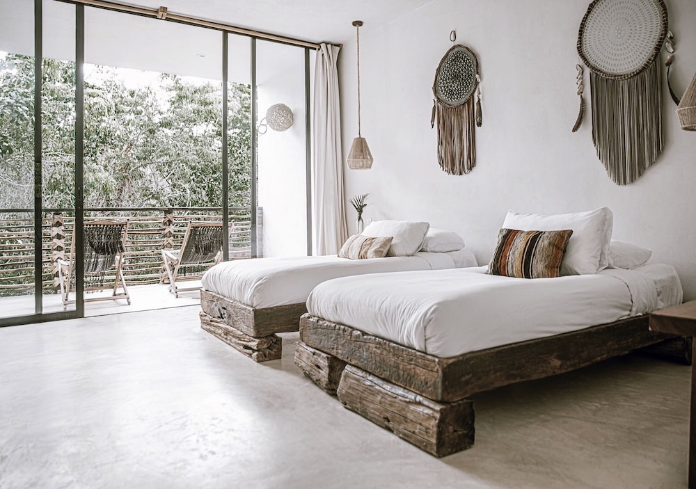 Una Vida Tulum 10/50