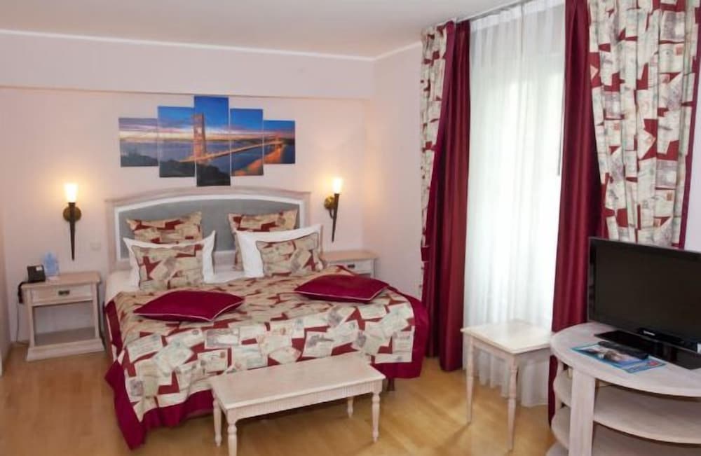 Hotel Henry 14/41