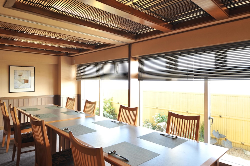 Resorpia Atami 32/47