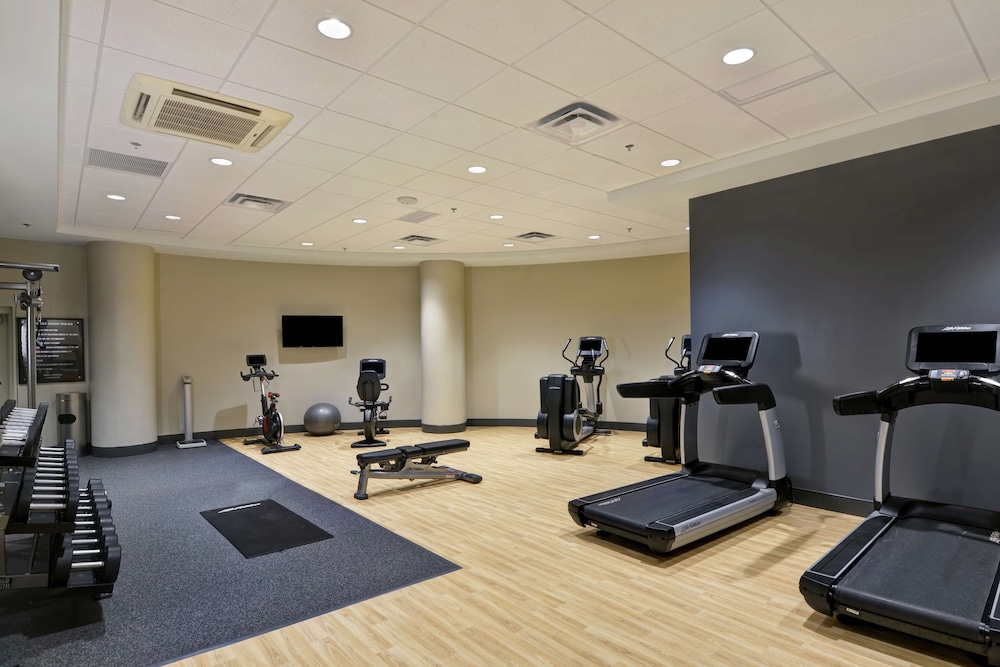 Embassy Suites by Hilton Minneapolis Airport 22/57