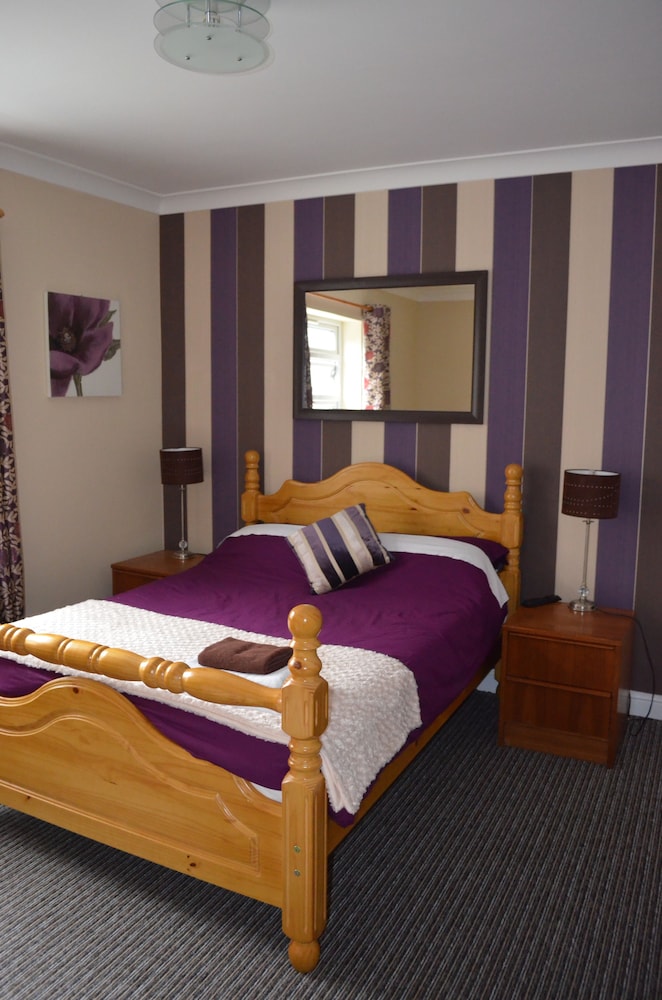 Hotel 261 13/46