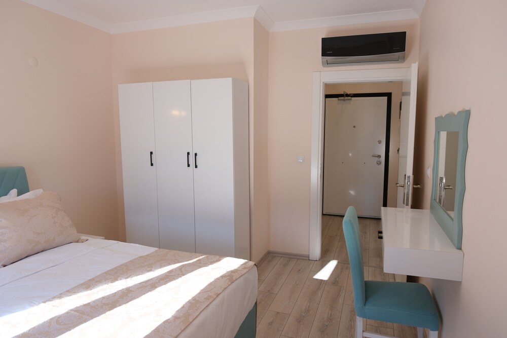 1 BEDROOM, APARTMENT, MOUNTAIN VIEW