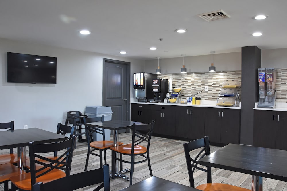 Days Inn by Wyndham Lebanon 25/35