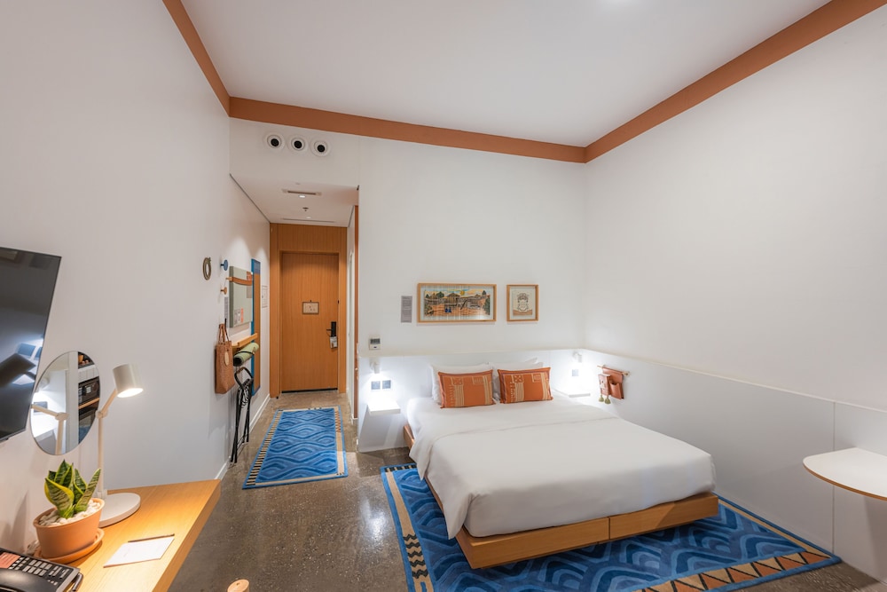 غرفة بسرير كينج بشرفة، Shada Hotel Dubai 5/10