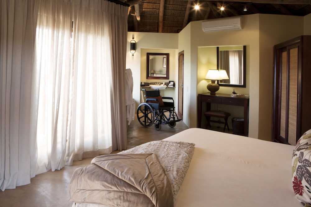 Kuzuko Lodge 7/50