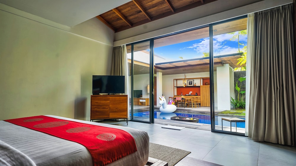 Abia Villa Legian 13/48