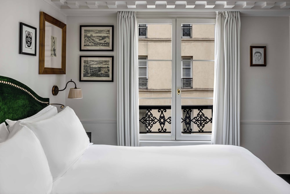 LA CHAMBRE DU MARAIS 18/50