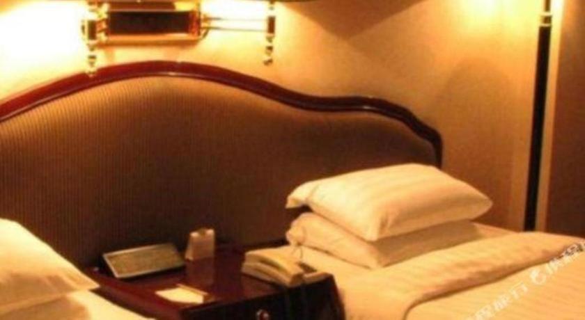 KUNMING HOTEL 33/50
