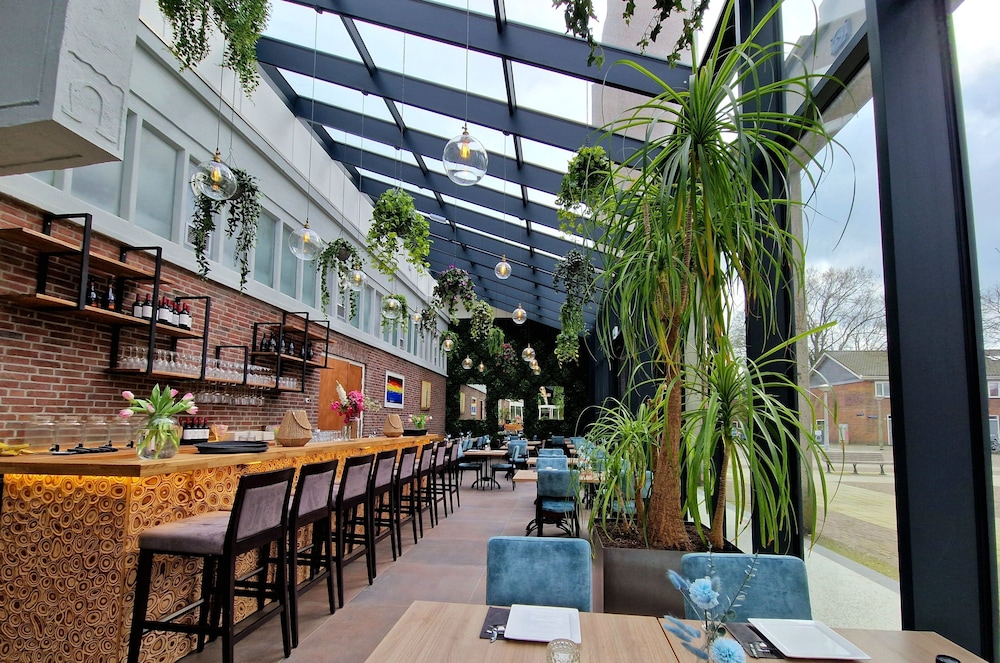 Chasse Residency Hotel 42/46