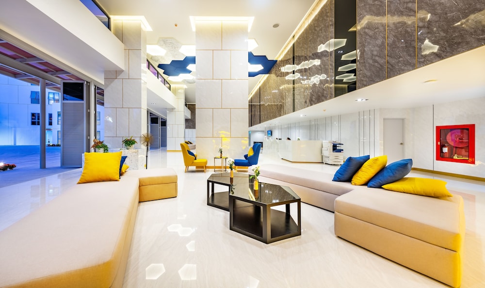 Beehive Boutique Hotel Phuket 30/50