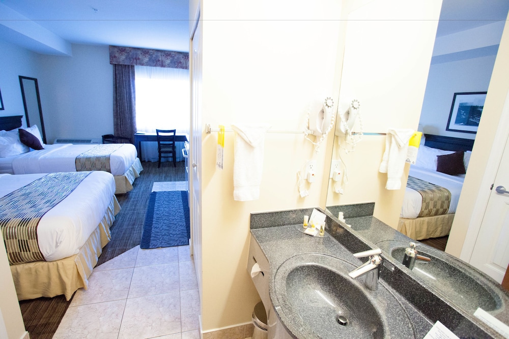 Days Inn By Wyndham Surrey 13/36