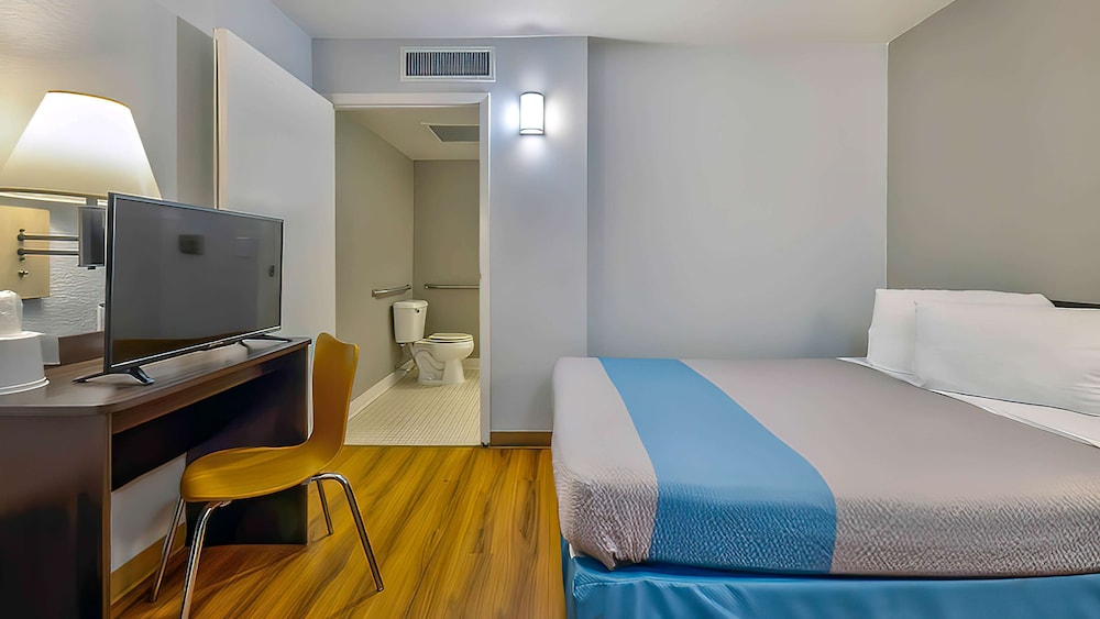 Motel6 Tucumcari, NM 62/71