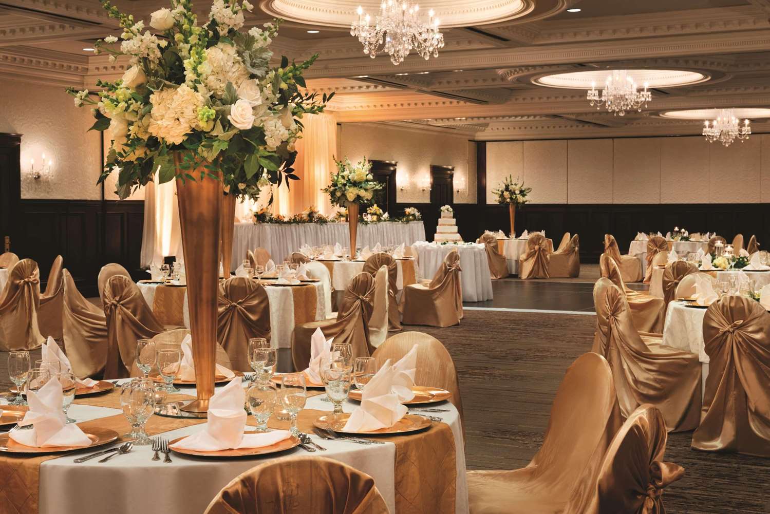 Radisson Hotel Cincinnati Riverfront 33/60