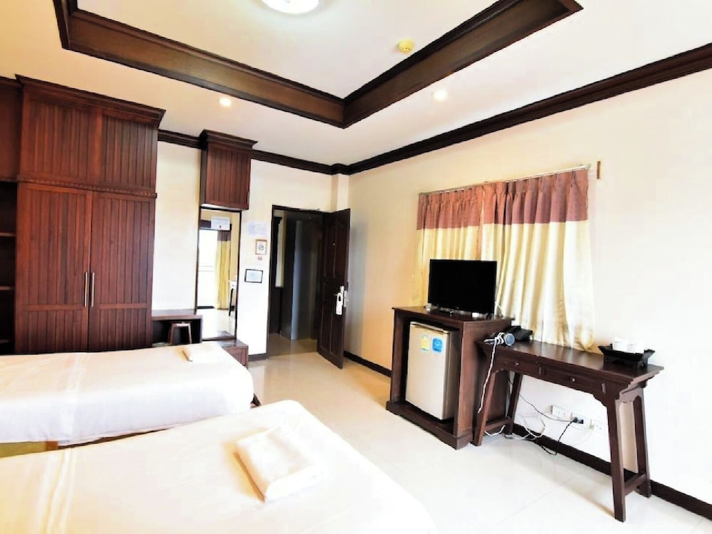 LaOr INN HUA HIN 24/51