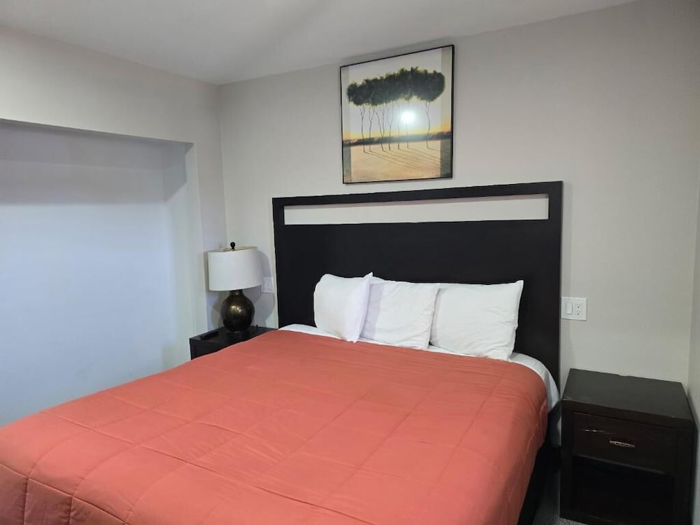 American Inn Suites Lax Airport 36/64