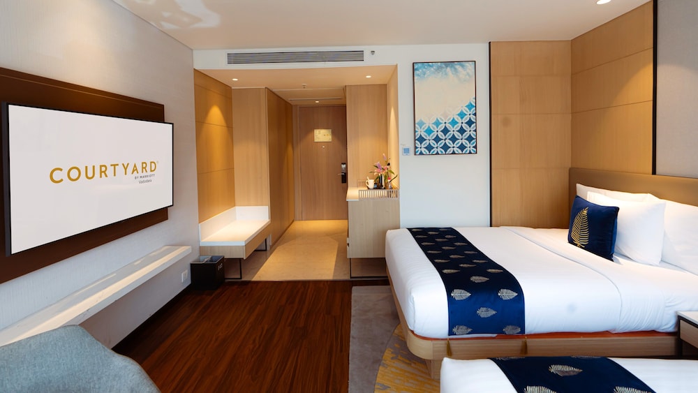 Courtyard By Marriott Vadodara 10/45