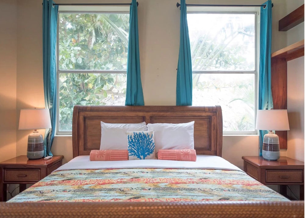 St. George's Caye Resort 11/51