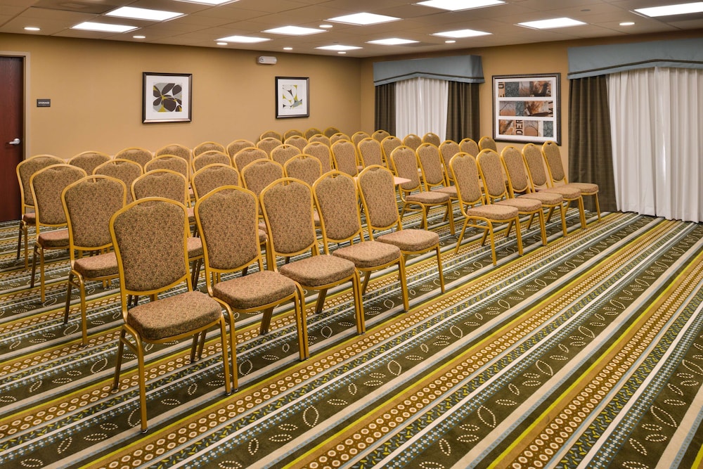 Hampton Inn & Suites St. Louis-Edwardsville 60/69