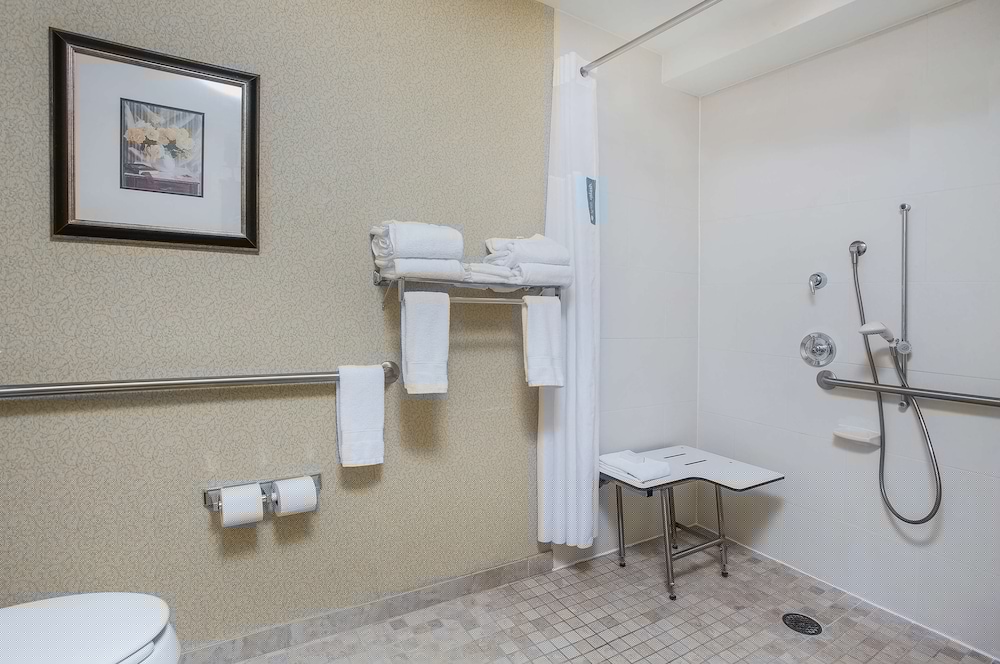 Hampton Inn Pikeville 36/76
